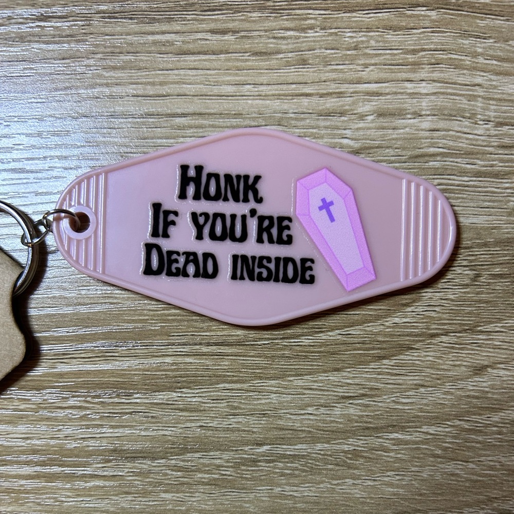 Honk if you’re dead inside 💀 keychain - pink